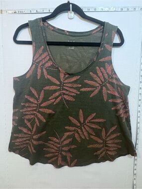 a new day Olive Green Tank Top with Pink Leaf Pattern